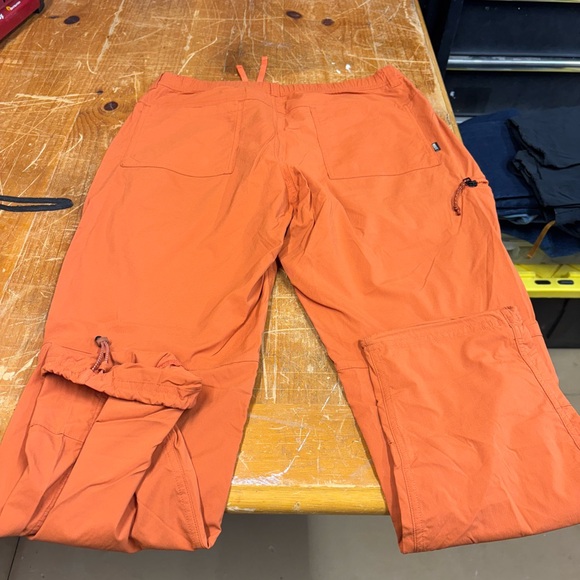 REI women Hiking 12P - Picture 5 of 5